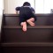 ダウン症児の成長日記　階段をよじ登る